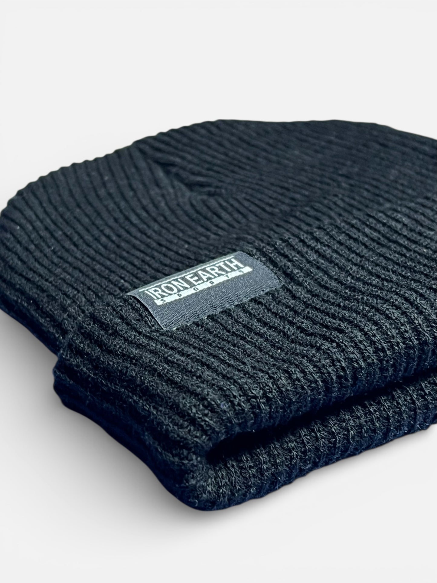 Classic Black Winter Beanie – Warm & Stylish